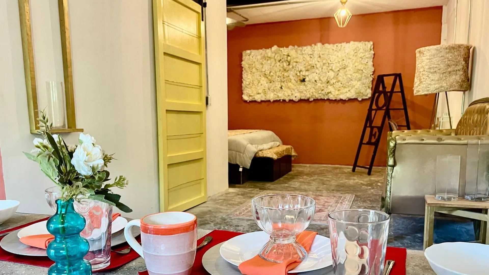 Urban Jungle Collection Apartment Cancun